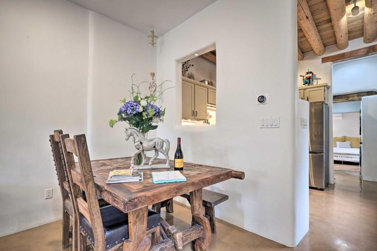 Historic Railyard Bungalow - Walkable Location! Apartment