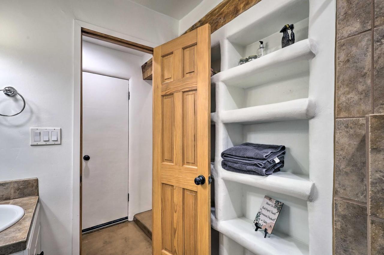 Historic Railyard Bungalow - Walkable Location!