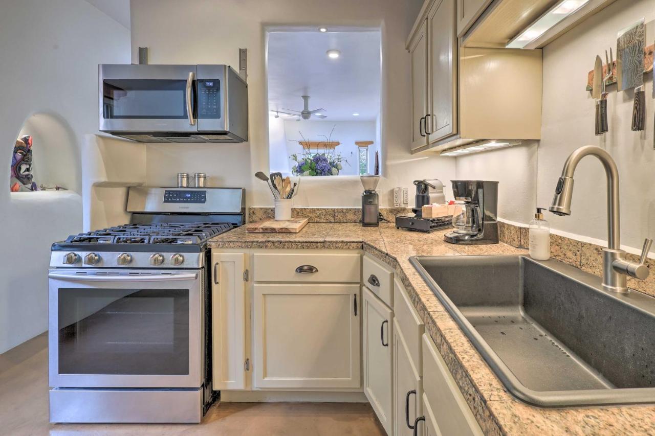 Historic Railyard Bungalow - Walkable Location! *